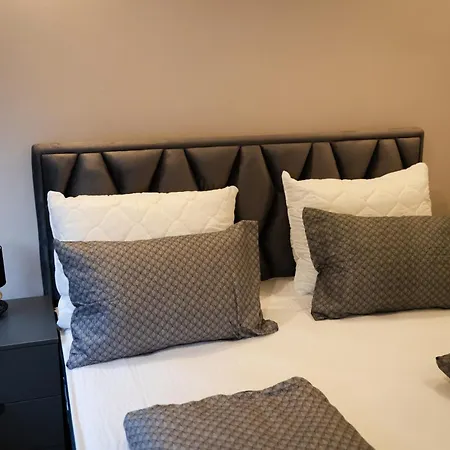Lasva Apartman *